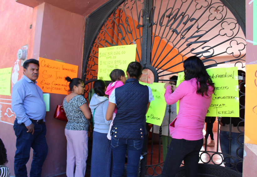 Retienen a funcionarios en la mixteca de Oaxaca