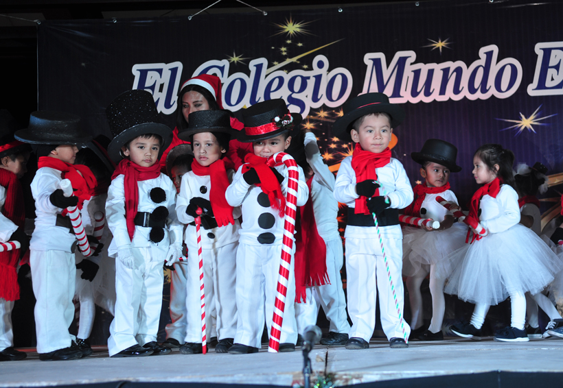 Colegio Mundo Edukrte celebró su festival navideño