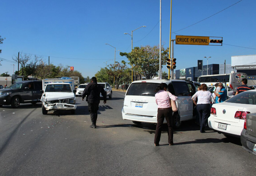 Carambola en Avenida Universidad