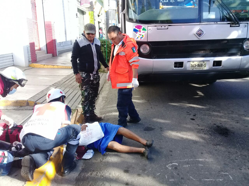 Se cae del camión en la colonia Reforma en Oaxaca | El Imparcial de Oaxaca
