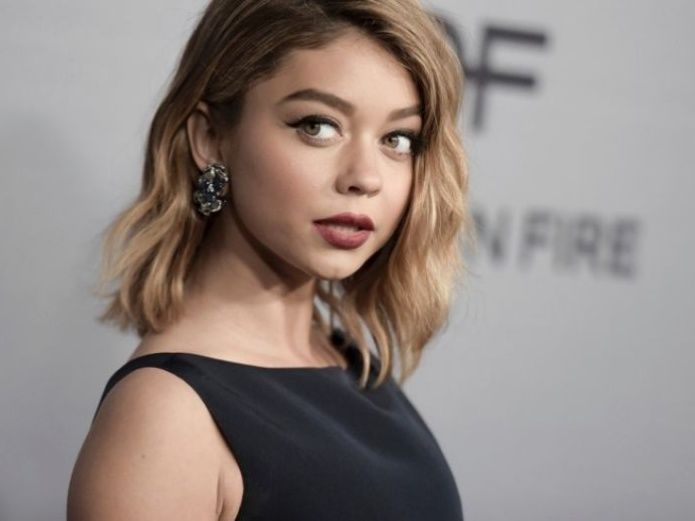 Filtran nuevas fotos íntimas de protagonista de Modern Family