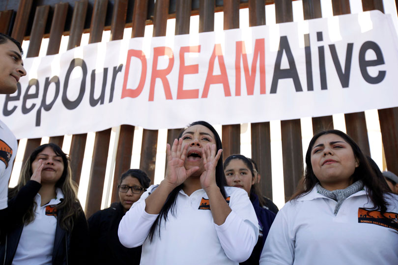 Fundador de Amazon dona 33 mdd para becas de ‘dreamers’ | El Imparcial de Oaxaca