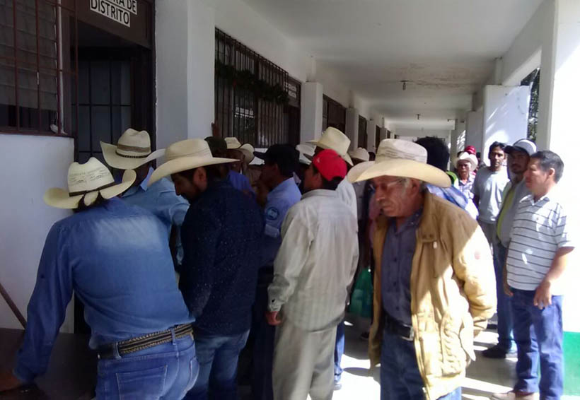 Antorchistas denuncian  engaño a campesinos en la Mixteca de Oaxaca