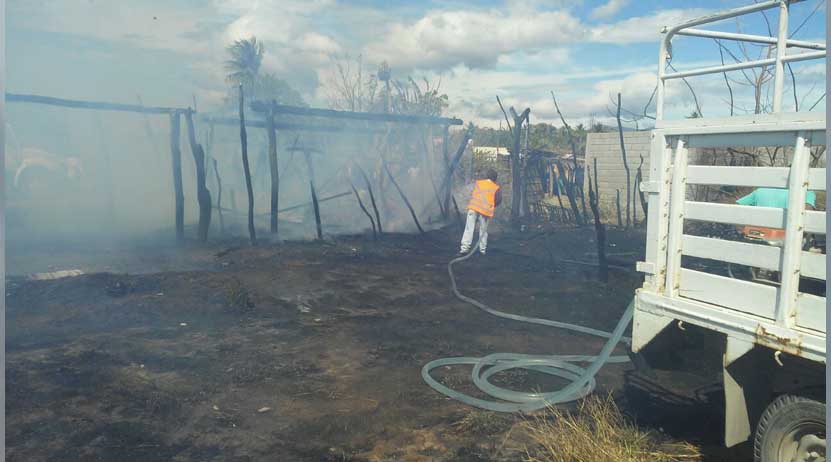 Arrasa incendio con  viviendas en San Blas, Oaxaca | El Imparcial de Oaxaca