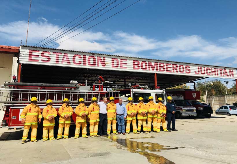 Entregan equipos de protección  personal a bomberos de Juchitán, Oaxaca | El Imparcial de Oaxaca