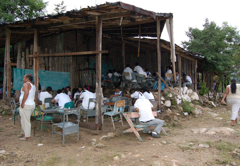 Libera la SEP 2.7 mil millones de pesos para mejorar escuelas en 17 estados | El Imparcial de Oaxaca