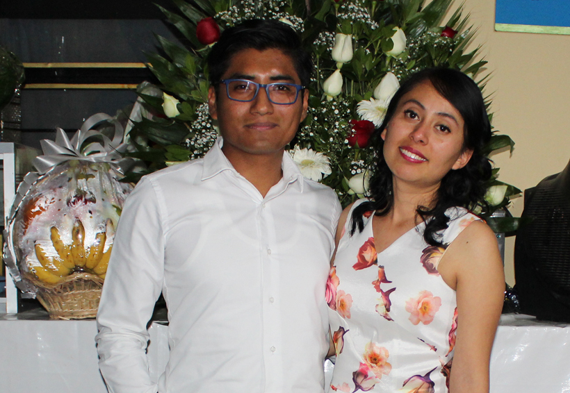 Formalizan su noviazgo | El Imparcial de Oaxaca