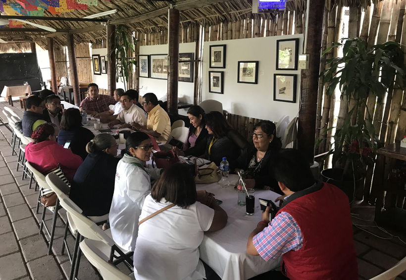 Paro de 48 horas  de trabajadores de  salud en el Istmo de Oaxaca | El Imparcial de Oaxaca