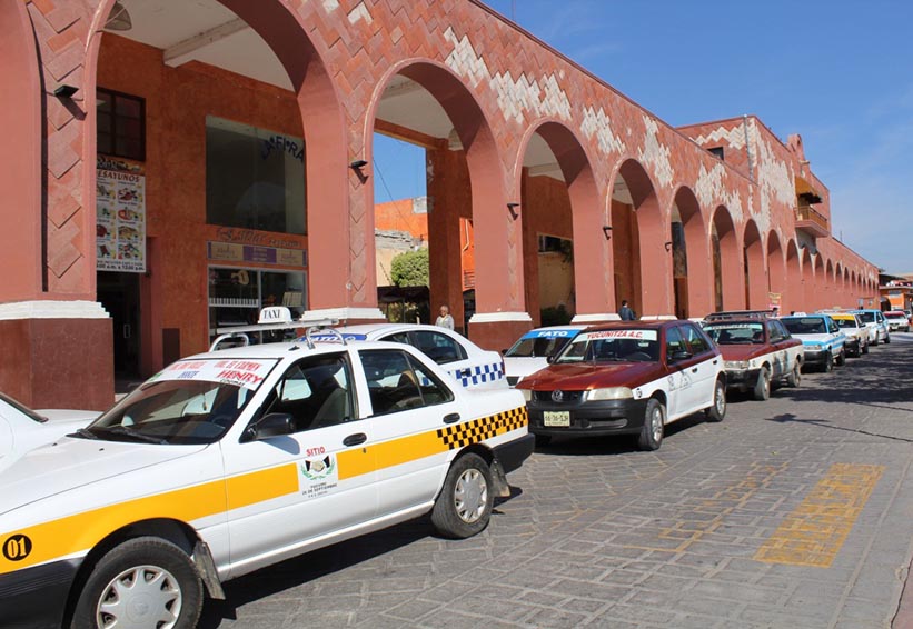 Protestan taxistas en  Huajuapan de León, Oaxaca | El Imparcial de Oaxaca