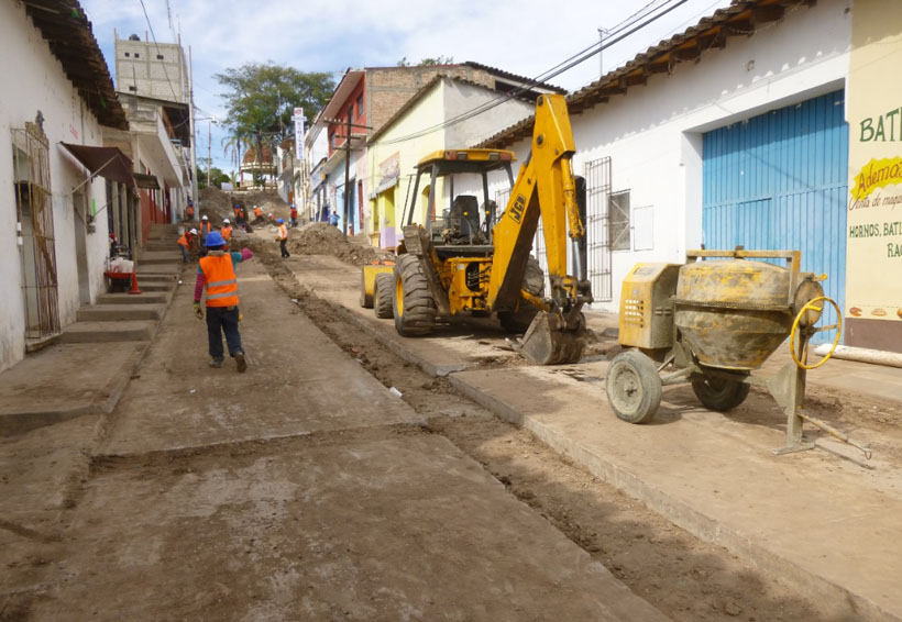 Rehabilitan red  de agua y drenaje  en Cuicatlán, Oaxaca | El Imparcial de Oaxaca