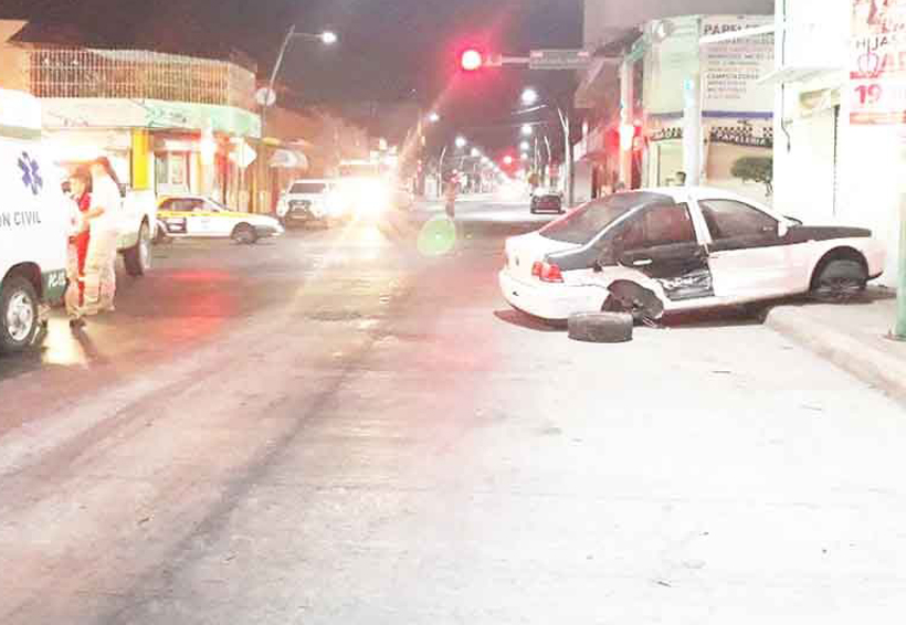 Tres menores de edad lesionados en accidente vehicular | El Imparcial de Oaxaca