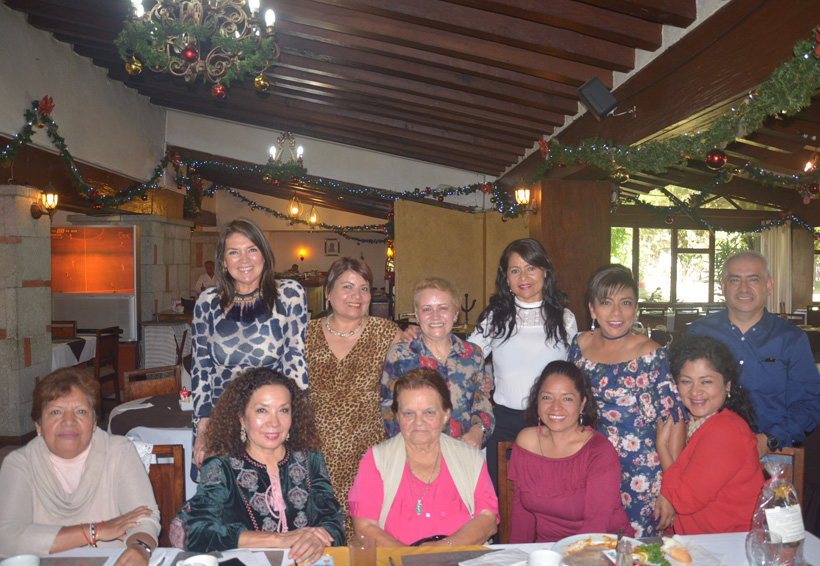 Celebran su amistad | El Imparcial de Oaxaca