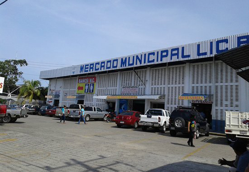 Inician remodelación del mercado Benito Juárez en Puerto Escondido, Oaxaca