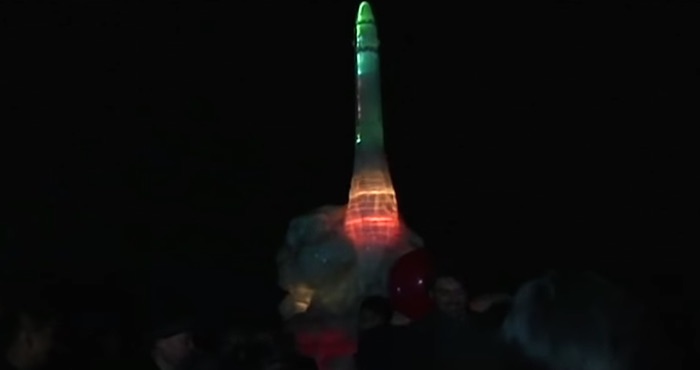 Un misil se convierte en la atracción principal del festival de figuras de hielo en Corea del Norte | El Imparcial de Oaxaca