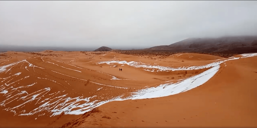 Insólita nevada en el desierto del Sahara; la segunda en 40 años | El Imparcial de Oaxaca