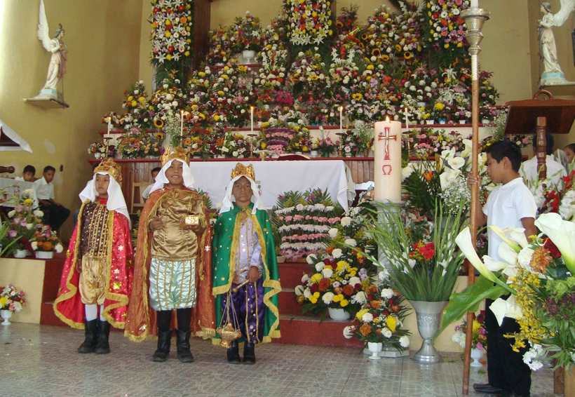 Inician las fiestas patronales de Santos Reyes Nopala, Oaxaca | El Imparcial de Oaxaca
