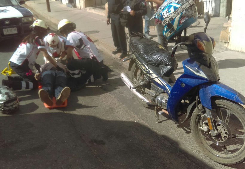 Derrapa motociclista en calzada Madero, Oaxaca