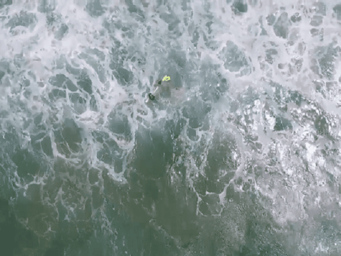 Video: Dron salva la vida a dos surfistas que se ahogaban | El Imparcial de Oaxaca