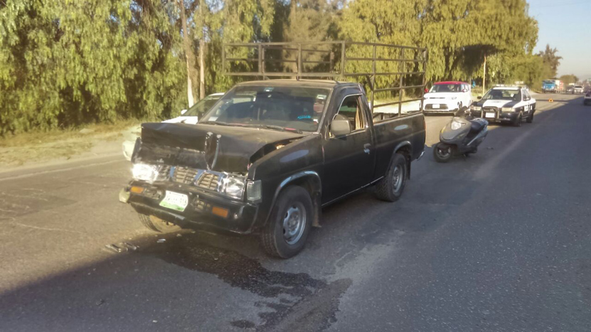 Tras perder el control, choca particular contra camión de Lala en Oaxaca