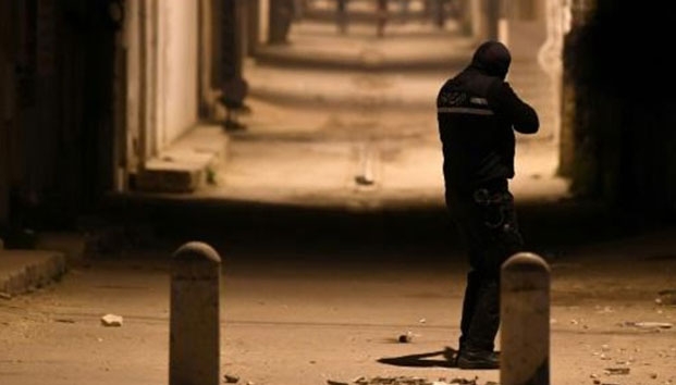 Tercera noche de disturbios en Túnez; más de 600 detenidos | El Imparcial de Oaxaca