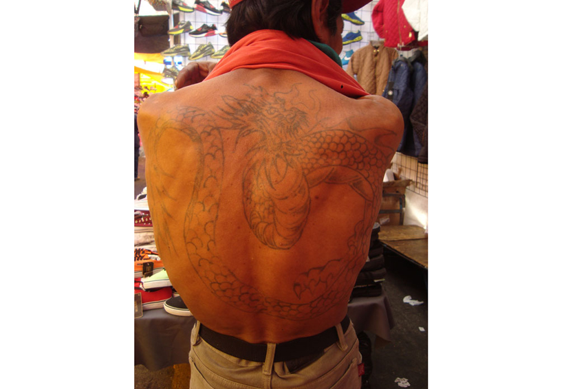 En obra de “DESESPERADO” Tatuajes de fe y cárcel