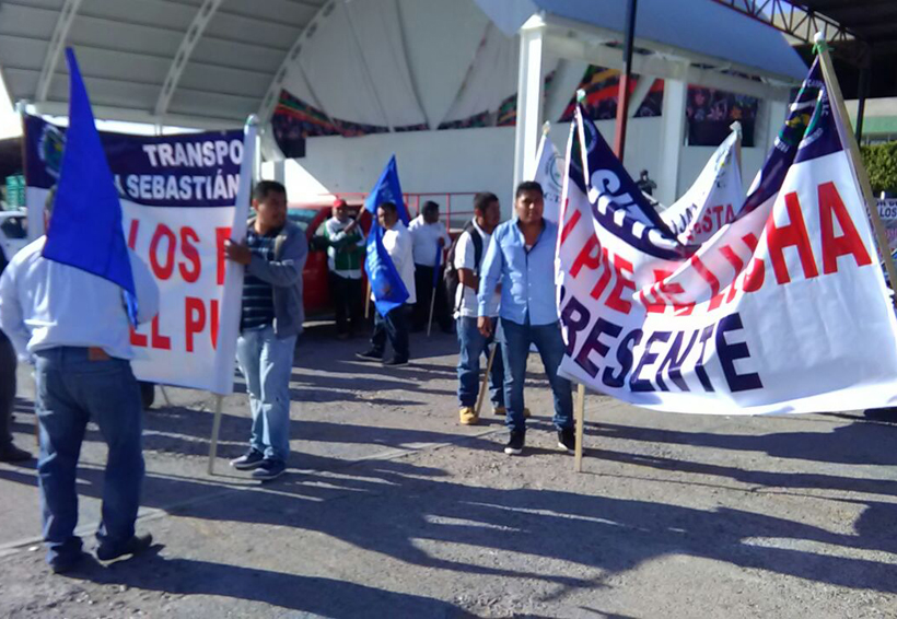 Marcha FNIC por diversas  dependencias de gobierno | El Imparcial de Oaxaca