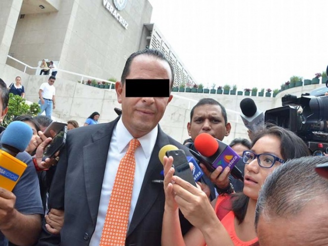 Vinculan a proceso a Arturo Bermúdez y 18 policías en Veracruz | El Imparcial de Oaxaca