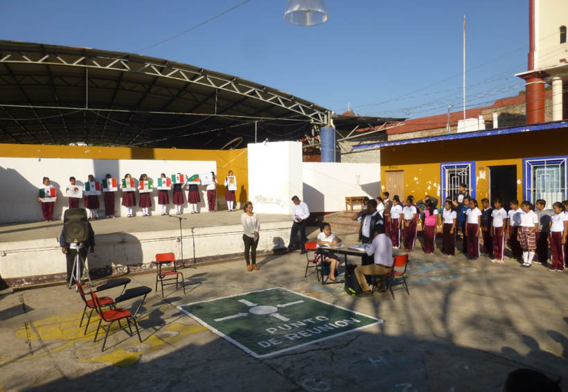Promueven Valores Cívicos en  Escuela Primaria Juan Escutia | El Imparcial de Oaxaca