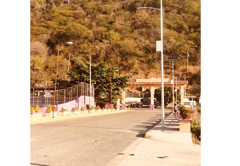 Denuncian hostigamiento  de autoridades de Santiago Astata, Oaxaca