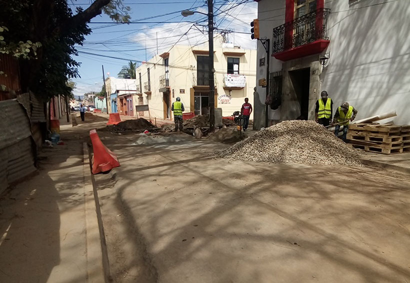 Denuncian lento avance de obras de agua potable en Oaxaca