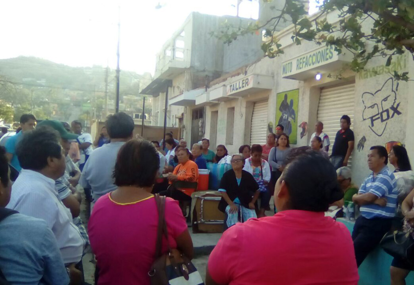 Desalojan a comerciantes de Salina Cruz, Oaxaca