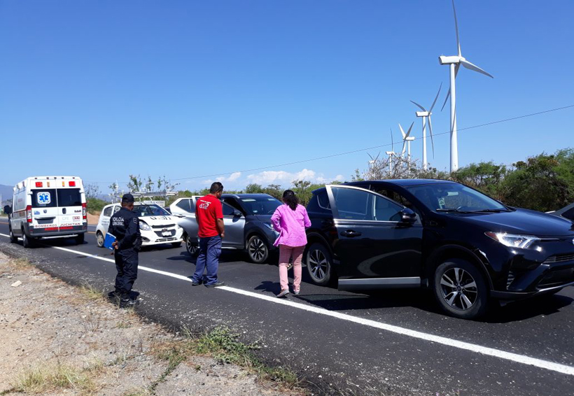Chocan tres autos en Juchitán; hay dos lesionados | El Imparcial de Oaxaca