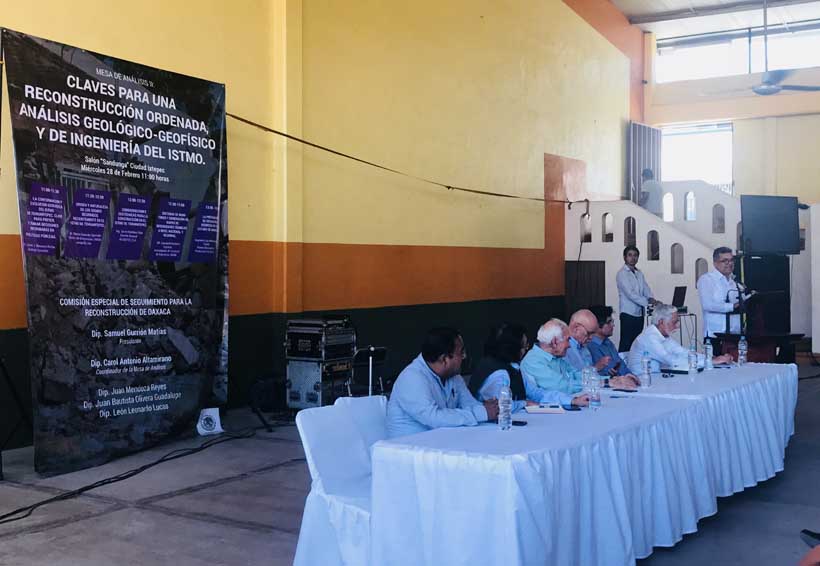 Especialistas dan claves para la reconstrucción ordenada del Istmo de Oaxaca