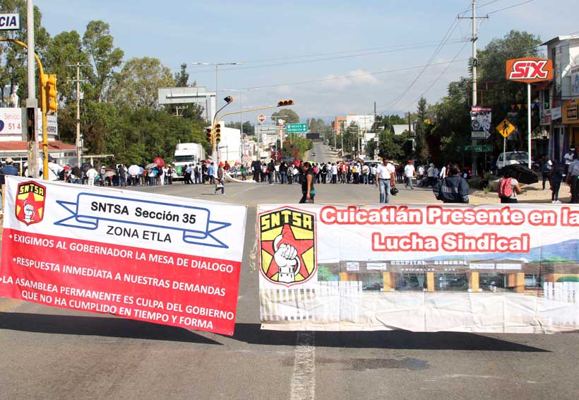 Reinicia bloqueos carreteros en Oaxaca la Sección 35 | El Imparcial de Oaxaca