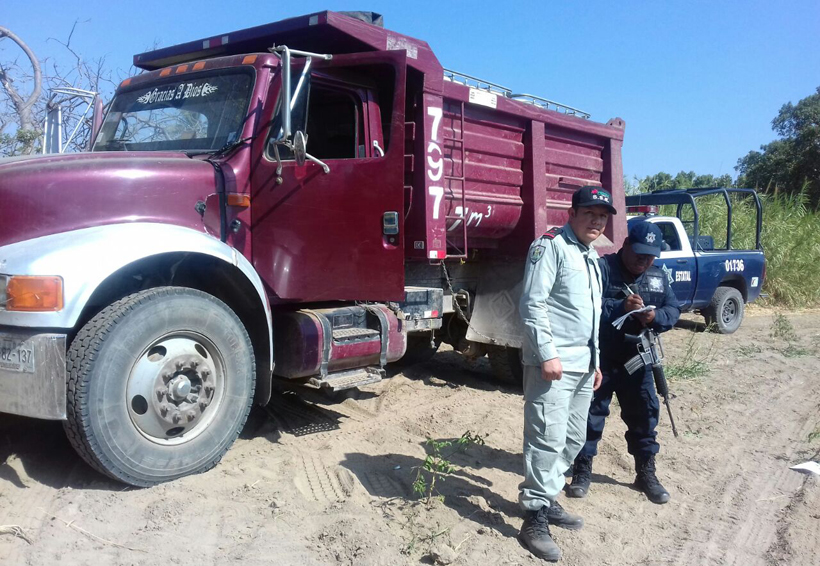 Aseguran gasolina a huachicoleros en Juchitán
