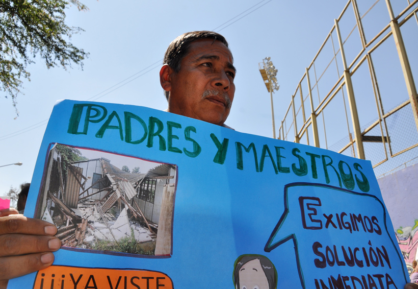 Normalistas vuelven a generar caos vial en Oaxaca