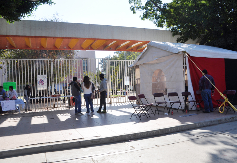 Sigue huelga en la UABJO | El Imparcial de Oaxaca