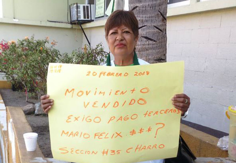 Trabajadora del Centro de Salud de Salina Cruz se manifiesta | El Imparcial de Oaxaca