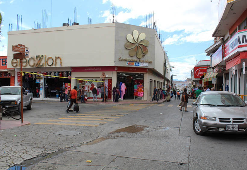 Vecinos de Huajuapan de León llegan al hartazgo,  piden reubicación de taxis