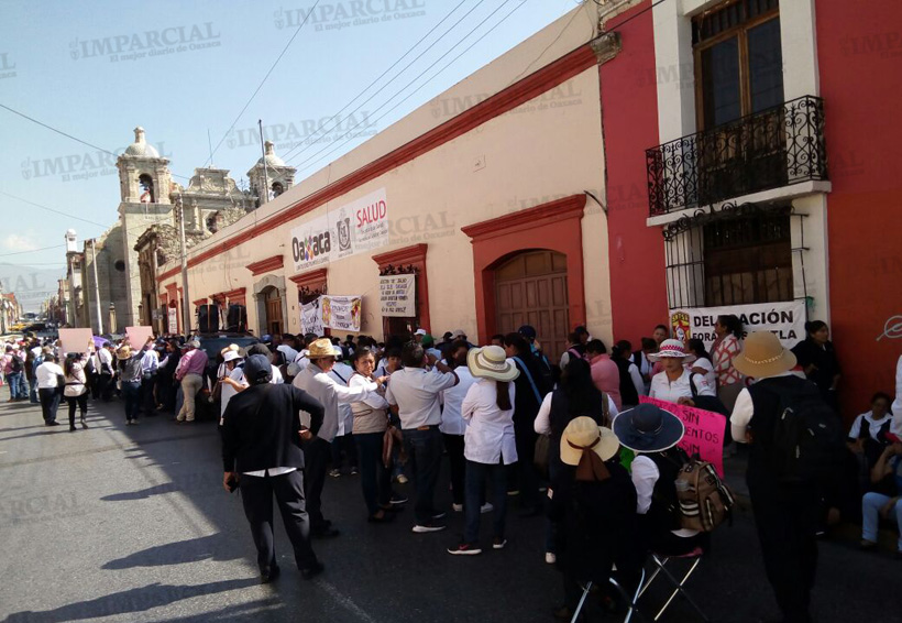 Marchas y bloqueos en Oaxaca este lunes