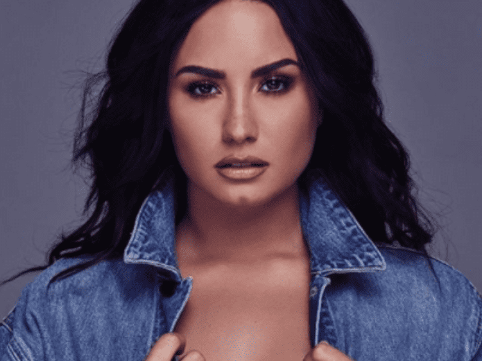 Demi Lovato desayuna en México con Wilmer, su ex