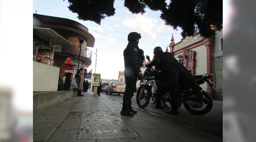 Hombres armados movilizan a policías en el centro de Oaxaca | El Imparcial de Oaxaca