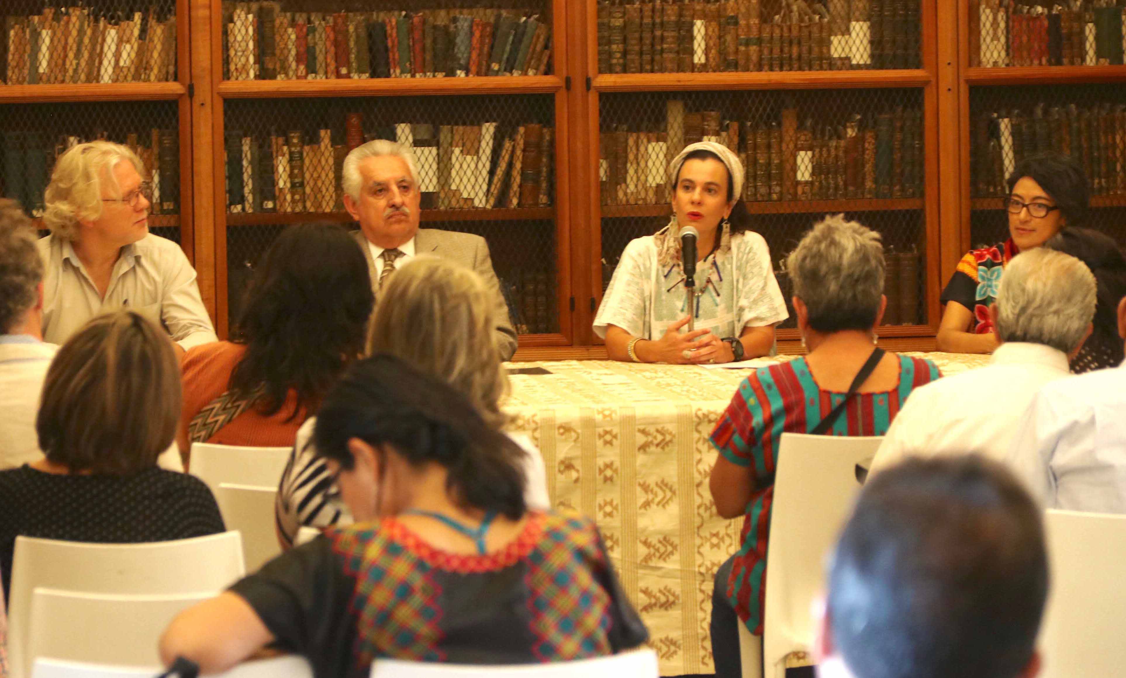Recibirá Biblioteca Burgoa de UABJO el registro Memoria del Mundo de UNESCO