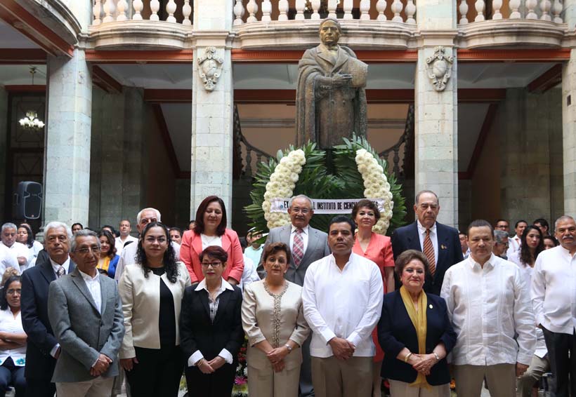 Ideario de Juárez, base para democracia y gobierno justo: Rector UABJO