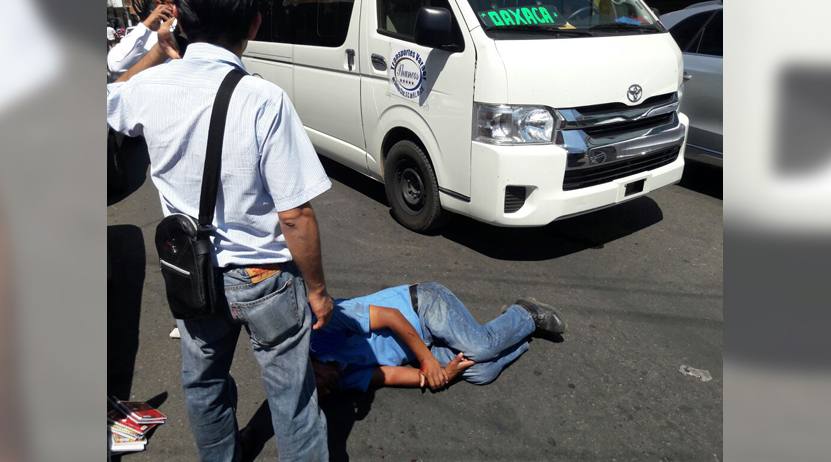 Urvan atropella a peatón en Santa Lucía del Camino; detenido | El Imparcial de Oaxaca