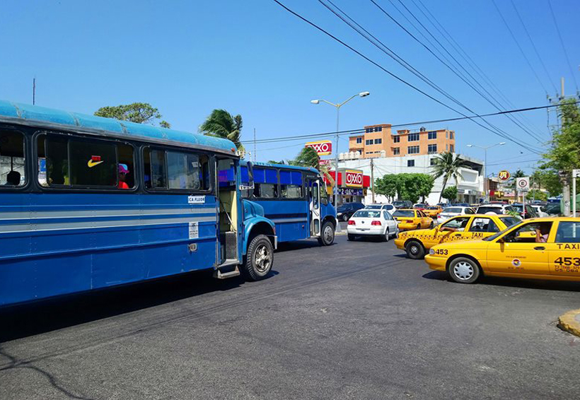 Caos vial en el Istmo por inicio  de periodo vacacional | El Imparcial de Oaxaca