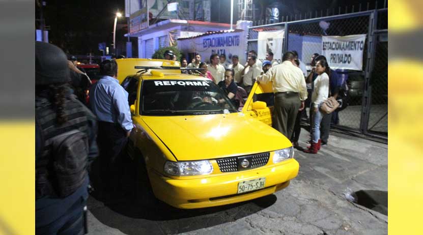 Taxistas protagonizan escándalo por pasaje en la calzada Héroes de Chapultepec | El Imparcial de Oaxaca