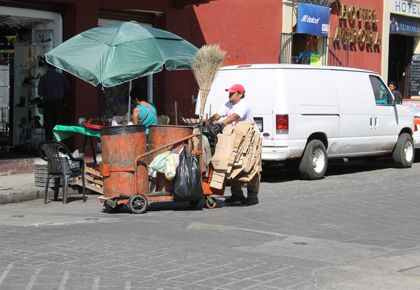 Destinan cuadrillas para conservar  limpia la ciudad de Oaxaca | El Imparcial de Oaxaca