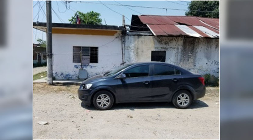 Recuperan auto compacto y camión con reporte de robo | El Imparcial de Oaxaca