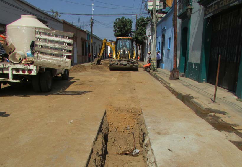 Exigen agilizar obras  en el centro histórico de Oaxaca